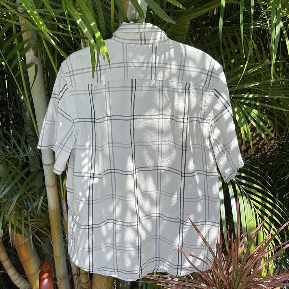 CARHARTT Loose Fit Plaid Button Up Shirt size medium - Picture 2 of 7